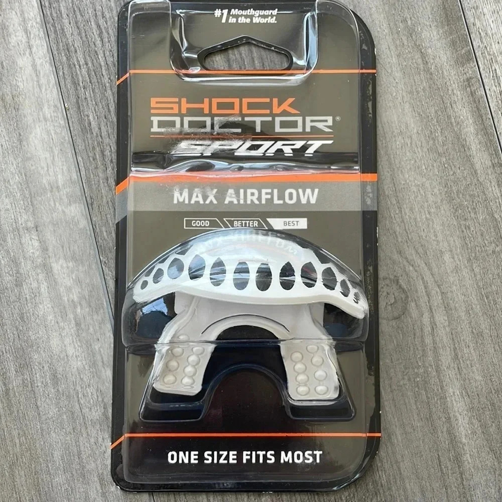 NWT Shock Doctor Sport Max Air Flow Mouth Guard Fang Design